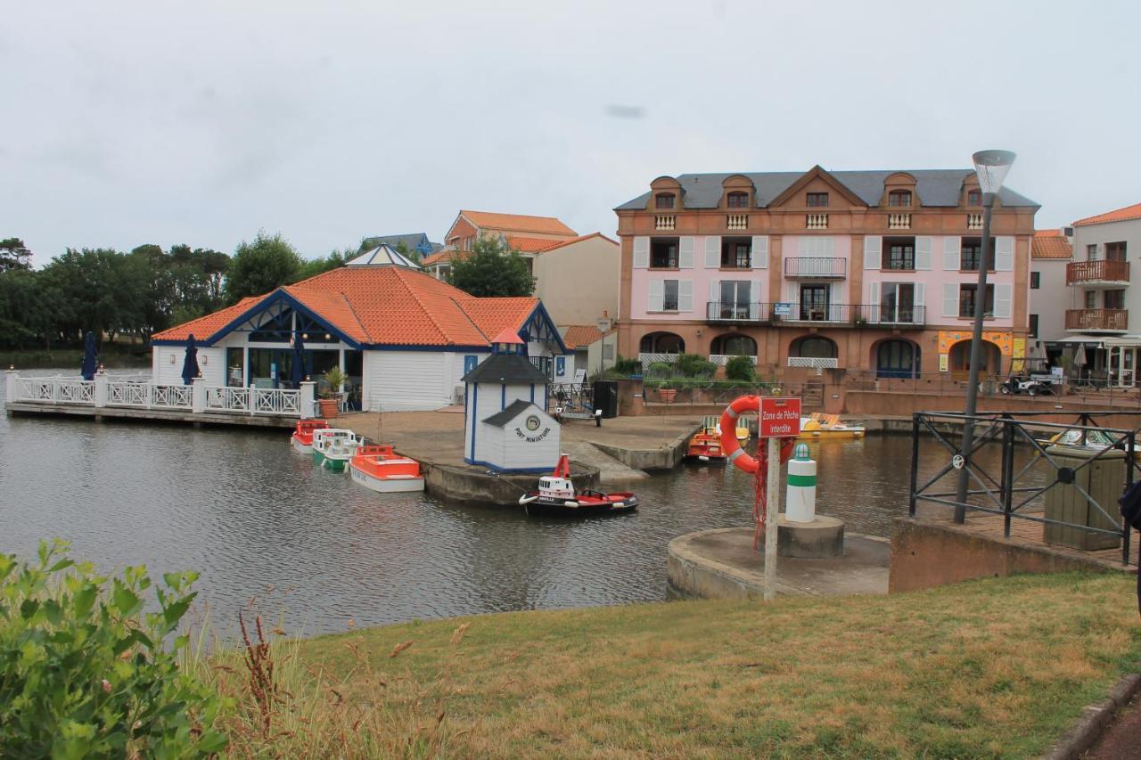 Studio Cabine Vendee Ideal En Famille Res L'Oree Du Lac Apartment Talmont-Saint-Hilaire ภายนอก รูปภาพ